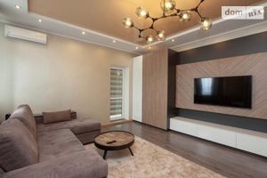 Сдается в аренду 2-комнатная квартира 70 кв. м в Киеве