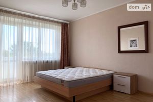 Сдается в аренду 3-комнатная квартира 85 кв. м в Тернополе