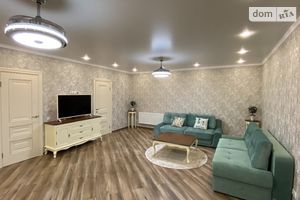 Продается 3-комнатная квартира 122 кв. м в Житомире