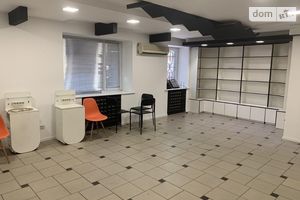 Сдается в аренду объект сферы услуг 57 кв. м в 5-этажном здании
