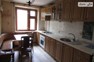 Продается 3-комнатная квартира 66.5 кв. м в Одессе