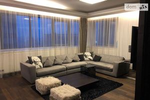 Продається 2-кімнатна квартира 107 кв. м у Дніпрі