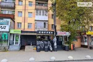 Сдается в аренду нежилое помещение в жилом доме 35 кв. м в 5-этажном здании