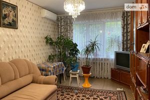 Продається 3-кімнатна квартира 65 кв. м у Одесі