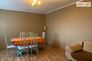 Продается 3-комнатная квартира 77 кв. м в Ужгороде
