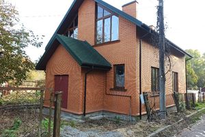 Продается дом на 2 этажа 140 кв. м с бассейном