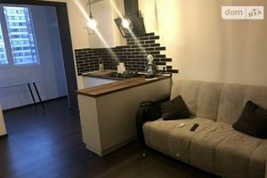 Продається 2-кімнатна квартира 68 кв. м у Дніпрі
