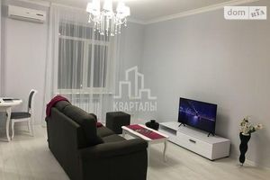 Сдается в аренду 2-комнатная квартира 60 кв. м в Киеве
