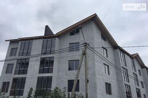 Продається 3-кімнатна квартира 69.83 кв. м у Рівному