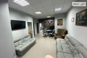 Здається в оренду офіс 80 кв. м в житловому фонді