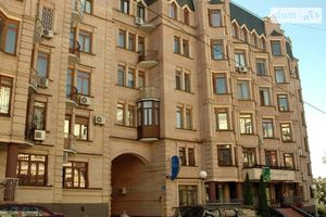 Сдается в аренду 3-комнатная квартира 60 кв. м в Киеве