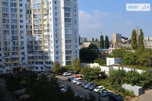 Продається 3-кімнатна квартира 67 кв. м у Одесі