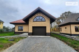 Продается одноэтажный дом 250 кв. м с бассейном