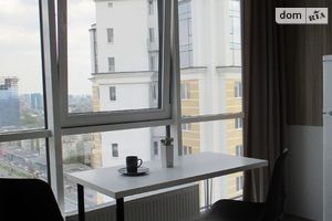Сдается в аренду 1-комнатная квартира 44 кв. м в Киеве