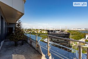 Продается 5-комнатная квартира 330 кв. м в Киеве
