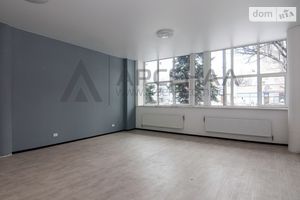 Сдается в аренду офис 41 кв. м в бизнес-центре