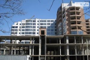 Продається 2-кімнатна квартира 72 кв. м у Хмельницькому