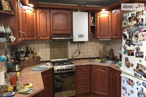 Продається 3-кімнатна квартира 72 кв. м у Тернополі