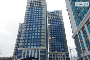 Продається 2-кімнатна квартира 67.6 кв. м у Одесі