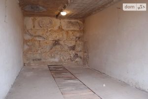 Продается бокс в гаражном комплексе универсальный на 24 кв. м