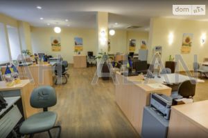 Сдается в аренду офис 555 кв. м в бизнес-центре