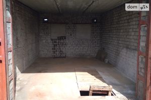 Продается бокс в гаражном комплексе под легковое авто на 18 кв. м