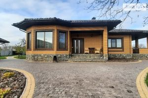 Продается одноэтажный дом 240 кв. м с баней/сауной