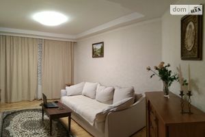 Продается 2-комнатная квартира 64 кв. м в Тернополе