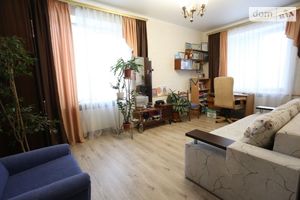 Продається 4-кімнатна квартира 94 кв. м у Дніпрі