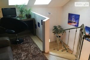 Продається 3-кімнатна квартира 164 кв. м у Дніпрі