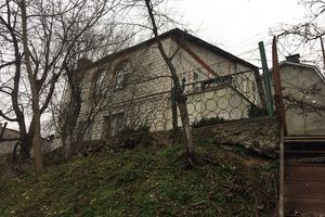 Продается дом на 2 этажа 90 кв. м с гаражом