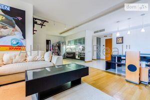 Продается 3-комнатная квартира 101 кв. м в Киеве