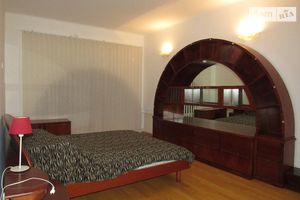 Сдается в аренду 3-комнатная квартира 115 кв. м в Киеве