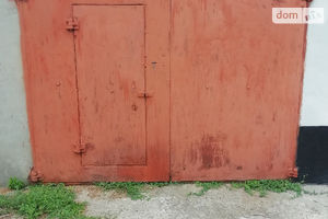 Продається місце в гаражному кооперативі під легкове авто на 20 кв. м