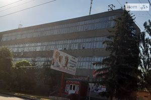 Сдается в аренду помещение (часть здания) 807.4 кв. м в 1-этажном здании