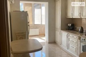 Продается 2-комнатная квартира 83 кв. м в Николаеве
