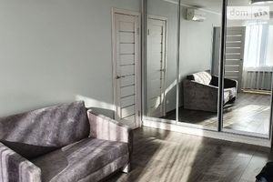 Сдается в аренду 2-комнатная квартира 48 кв. м в Херсоне