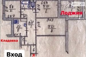 Продается 3-комнатная квартира 70 кв. м в Чернигове