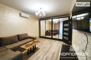 Сдается в аренду 1-комнатная квартира 39 кв. м в Ужгороде