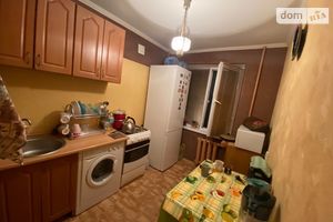 Продается 3-комнатная квартира 56 кв. м в Одессе