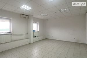 Здається в оренду офіс 51.6 кв. м в торгово-офісному центрі