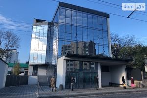 Продається приміщення вільного призначення 251 кв. м в 4-поверховій будівлі