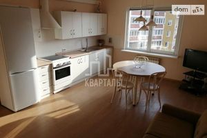 Сдается в аренду 2-комнатная квартира 78 кв. м в Киеве