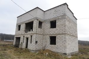 Продается дом на 2 этажа 160 кв. м с бассейном