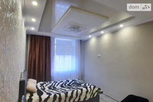 Продається 2-кімнатна квартира 61 кв. м у Одесі