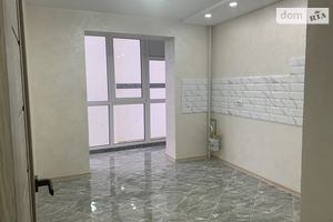 Продается 1-комнатная квартира 40.7 кв. м в Тернополе