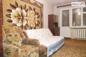 Продається 1-кімнатна квартира 32 кв. м у Одесі