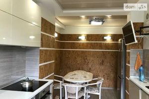 Продається 4-кімнатна квартира 88 кв. м у Дніпрі
