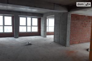 Продается 4-комнатная квартира 148 кв. м в Львове