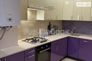 Продается 2-комнатная квартира 62 кв. м в Вышгороде